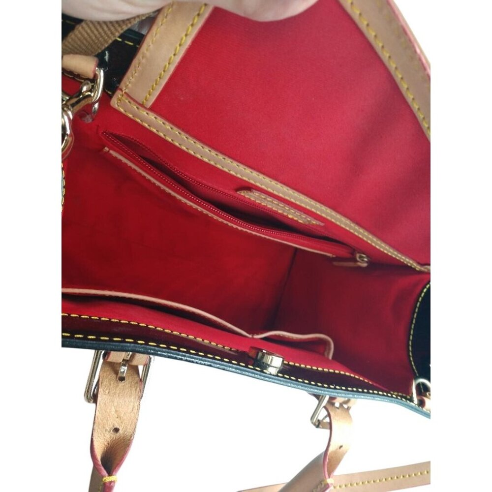 Dooney & Bourke Black & Beige Patent Leather Tote/crossbody & Wristlet Set - Picture 12 of 16